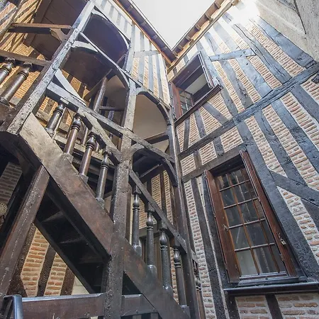 Beau T2 Centre Historique - Mytripintours Apartamento *